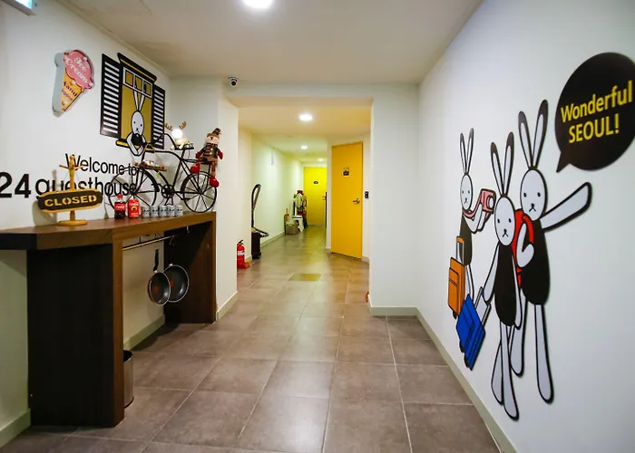 24 Sinchon Avenue * ソウル特別市