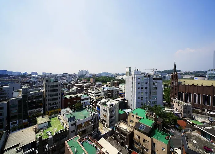 ホステル 24 Sinchon Avenue *